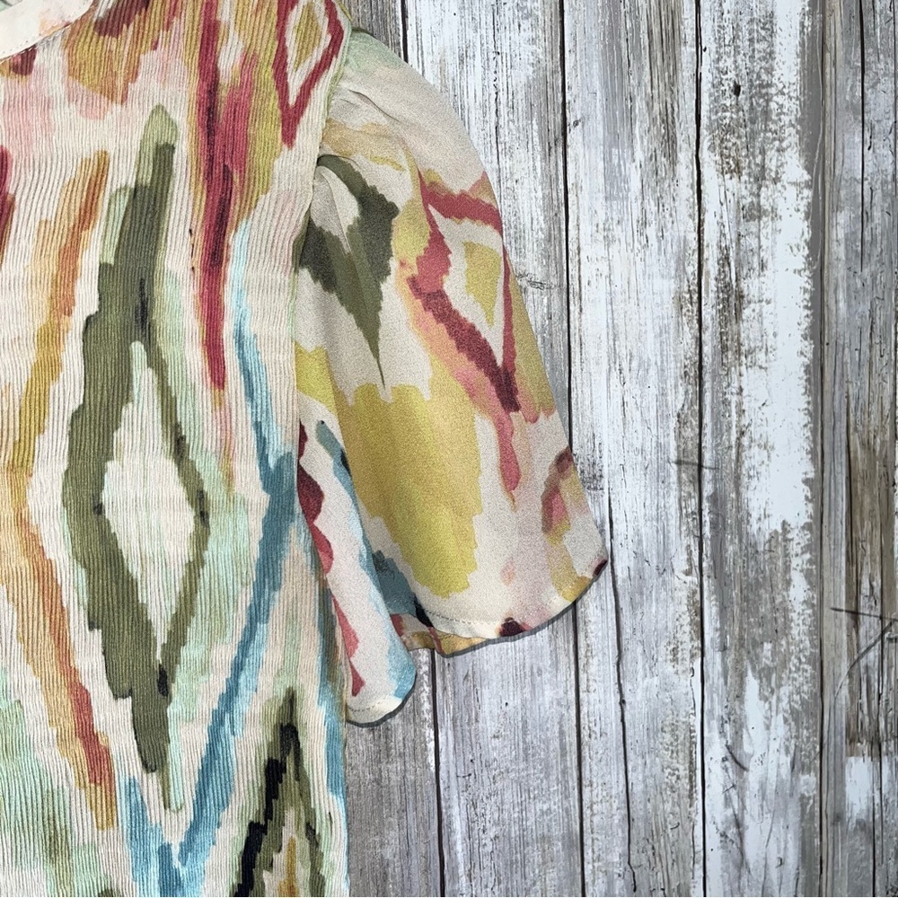 Spense Smocked Abstract Pint Print Button Front Blouse - Picture 4 of 5